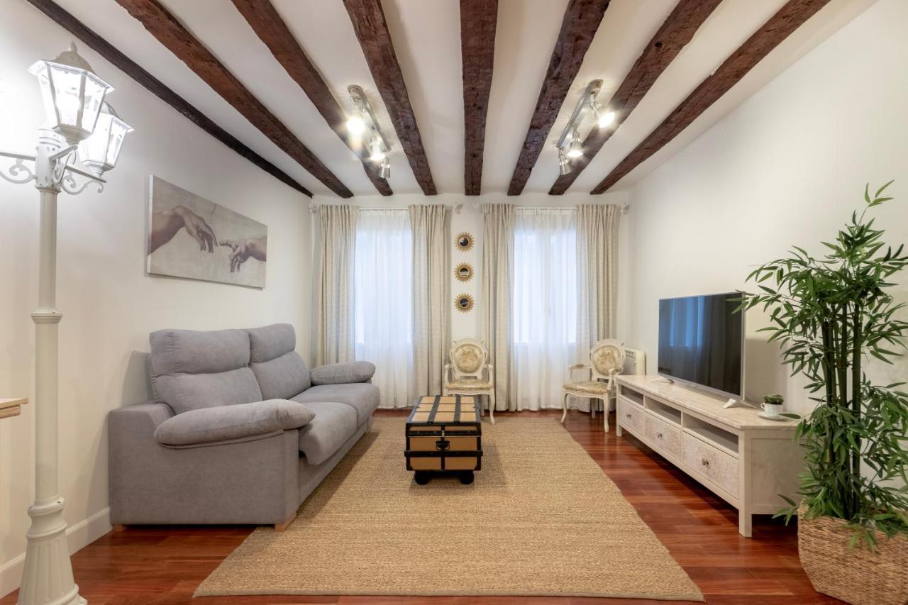 Precioso Apartamento Con Entrada Autonoma En El Casco Viejo Bilbao Esterno foto